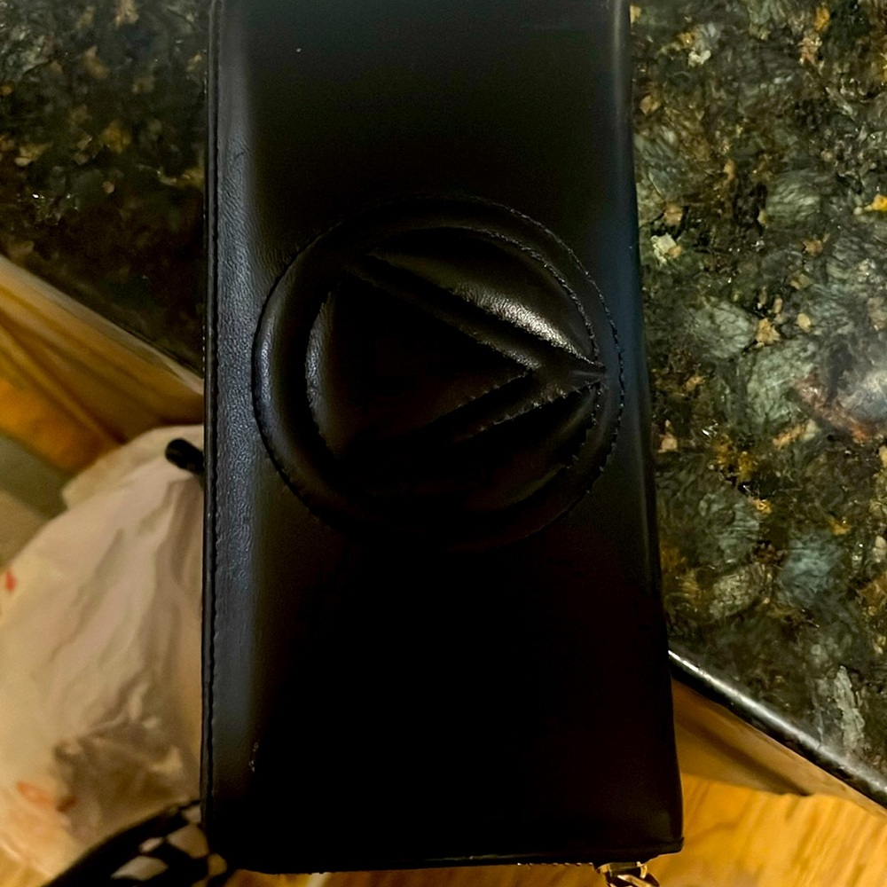 Valentino wallet